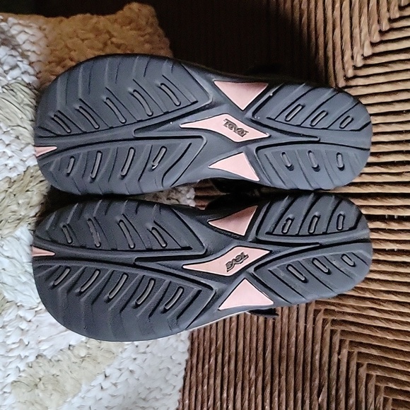 Teva sandals, brown, tan, gray, pink, size 3. - Picture 7 of 14